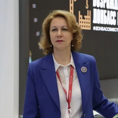 Лариса Толстыкина
