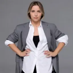 ПЛОТНИКОВА