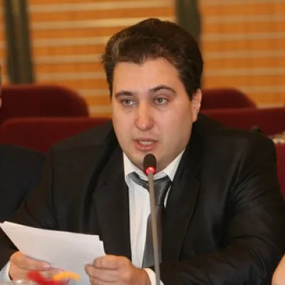Осин Роман: философия и политика