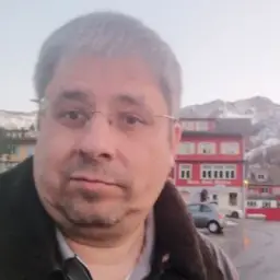 Quatsch mit Müller, dem Corona-Bier-Experten - trink es kalt und bleibe dabei meinungskonform wie nasenbärentauglich!