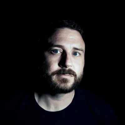 Dan Davis Author