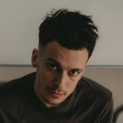 Nik