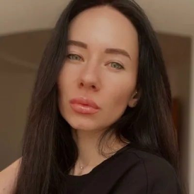 Алёна Диж