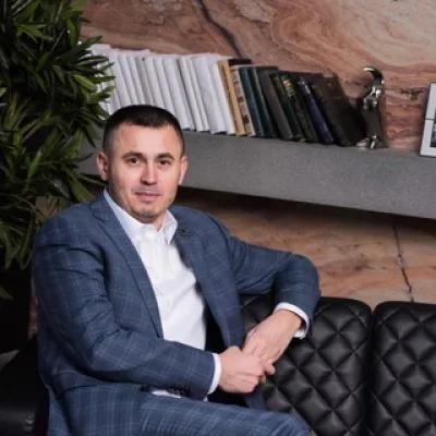 Адвокат Юрий Лобанов