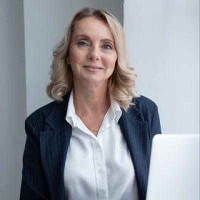 Елена Заостровская