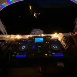 UNDERGROUND SOUND CLUB